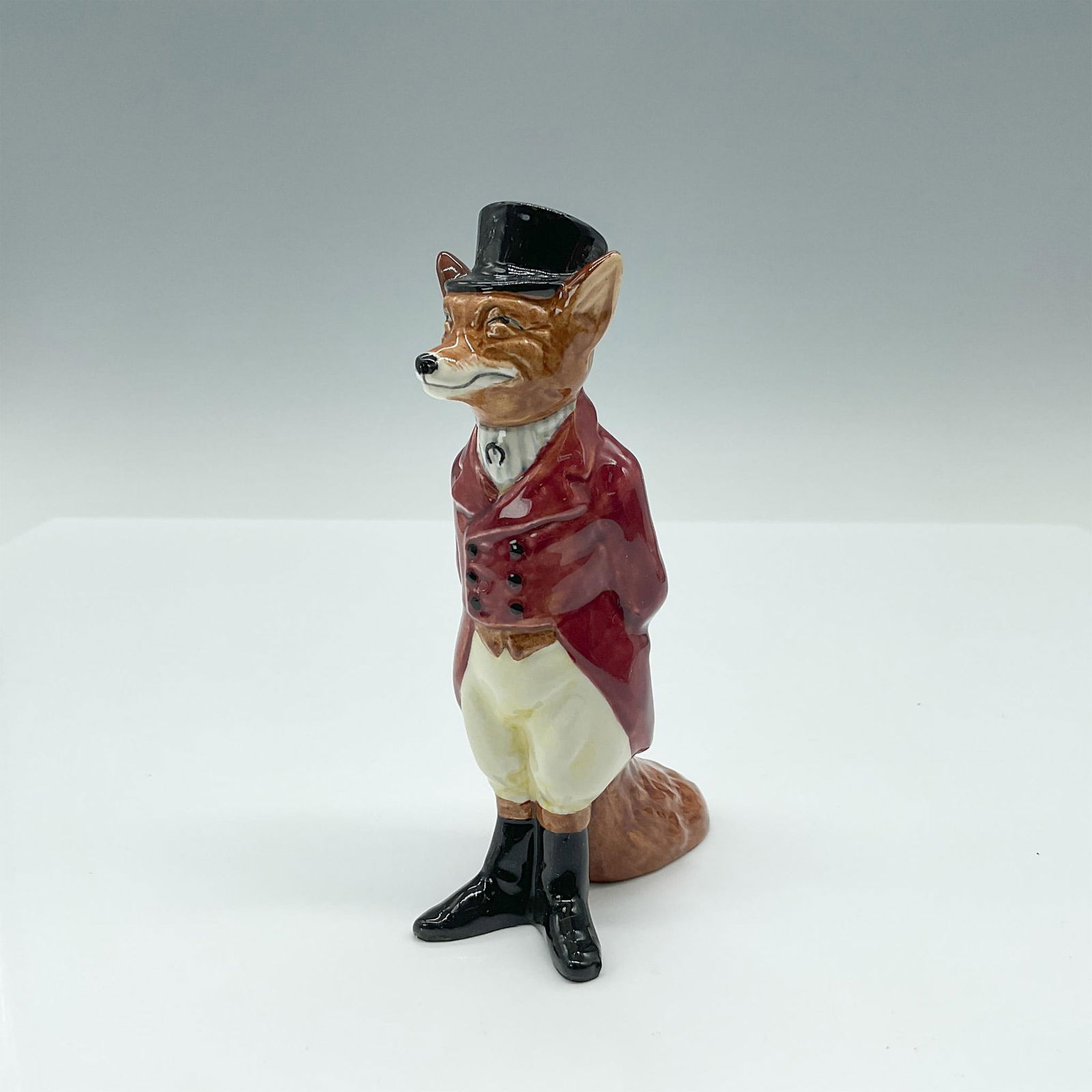 Huntsman Fox - D6448 - Royal Doulton Figurine (1 of 3)