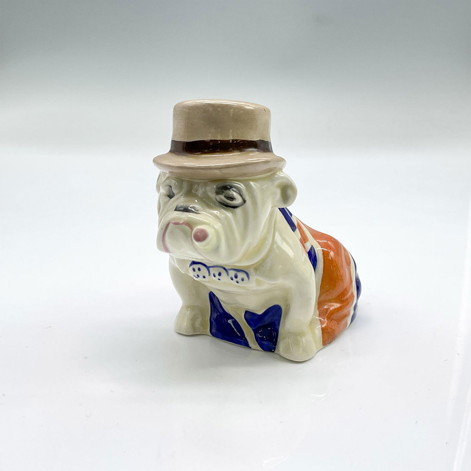 Bulldog Union Jack, Small - D6179 - Royal Doulton Animal Figurine (1 of 4)