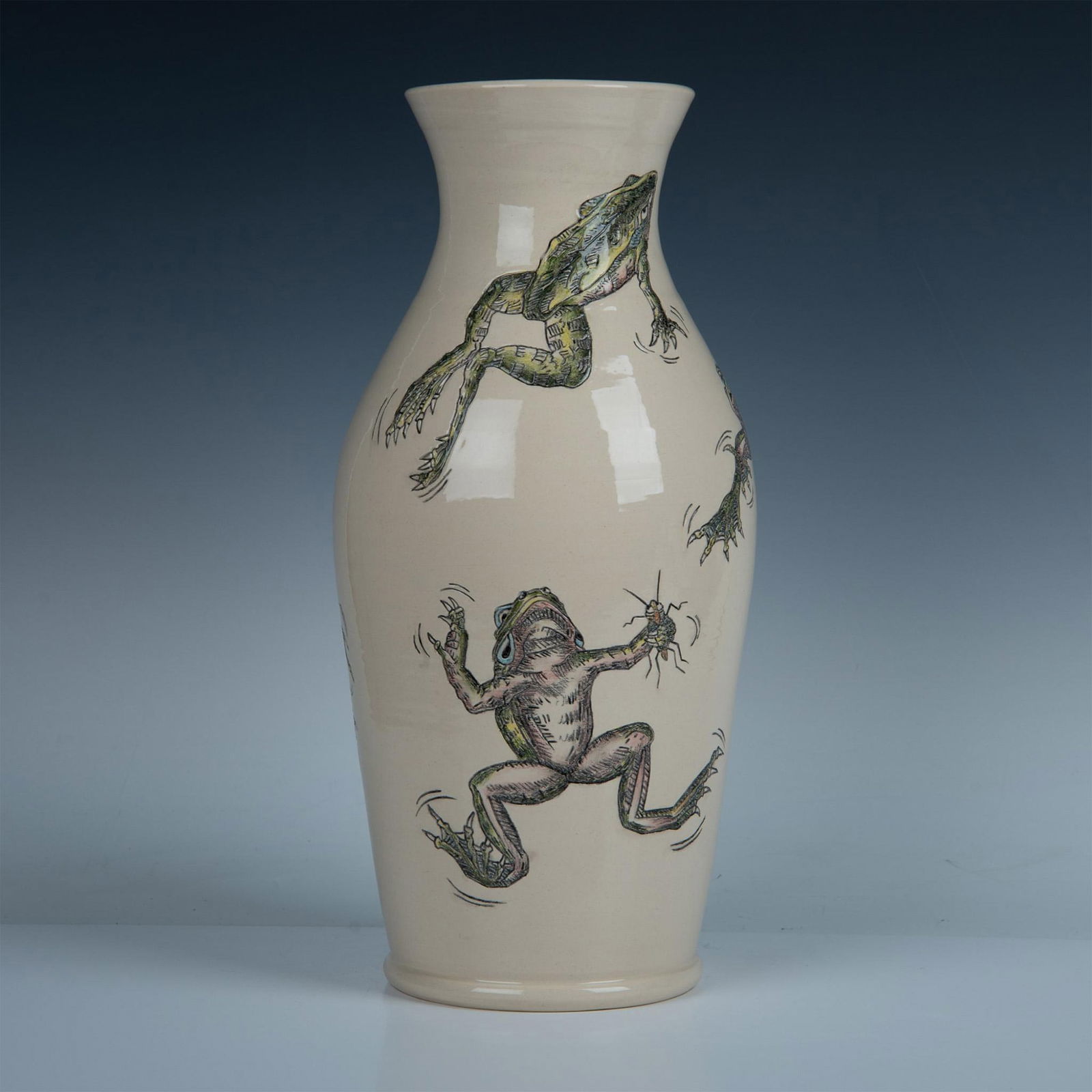 Rare Large Andrew Hull Pottery Trial 1 Vase, Frogs, Signed (1 of 7)
