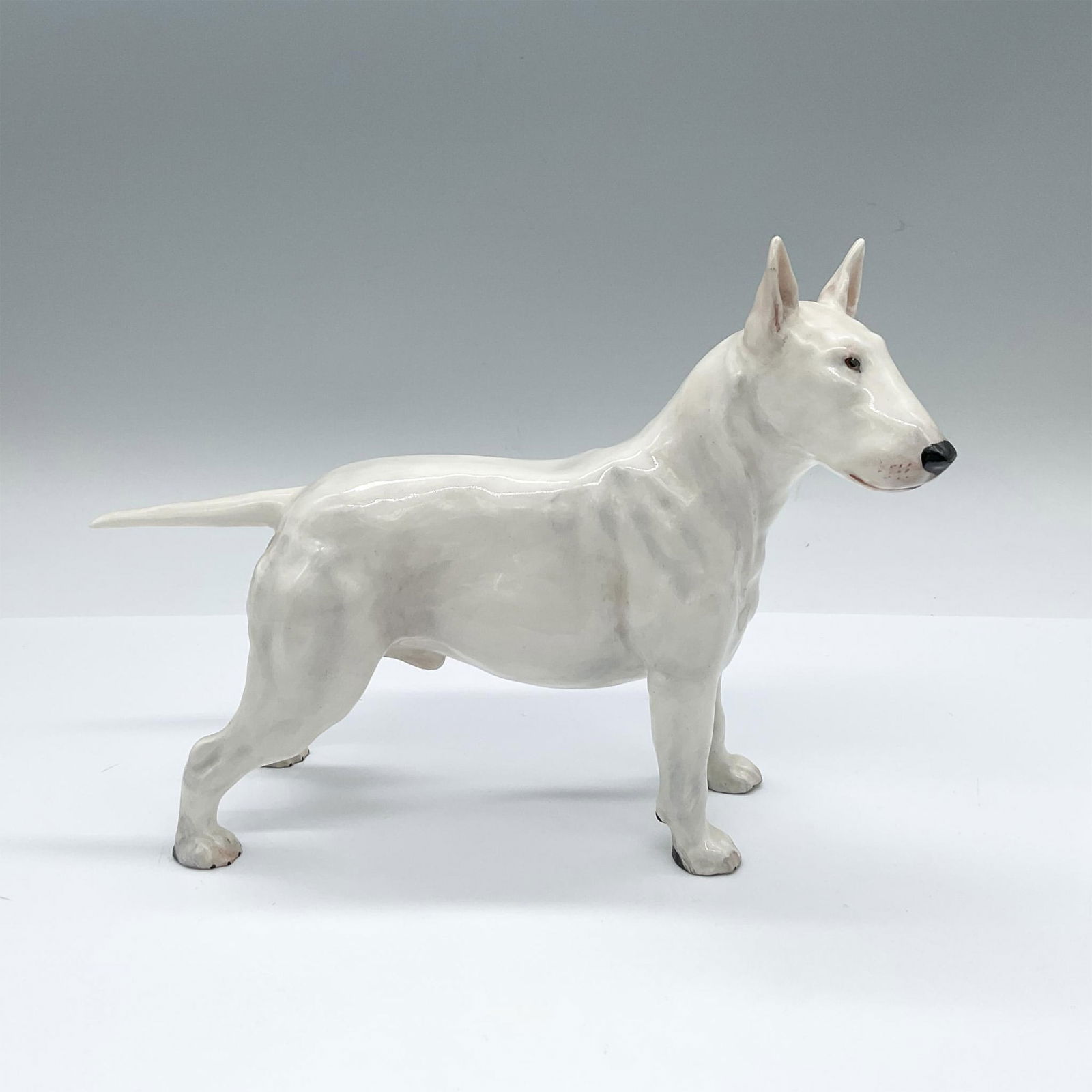 Royal Doulton Figurine, Staffordshire Bull Terrier HN1132 (1 of 3)