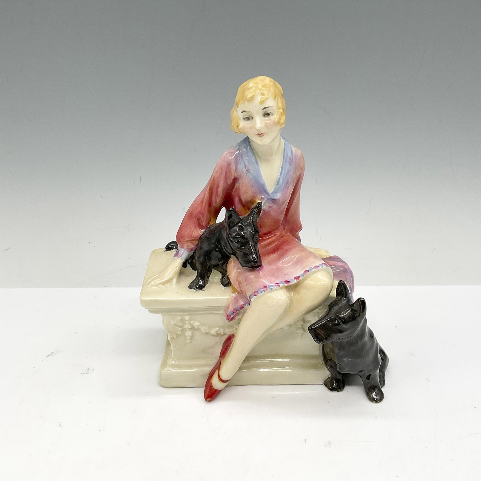 Scotties HN1281 - Royal Doulton Figurine: Artist: Leslie Harradine Issued: 1928 - 1936 Dimensions: 5.5"H Manufacturer: Royal Doulton Country of Origin: England