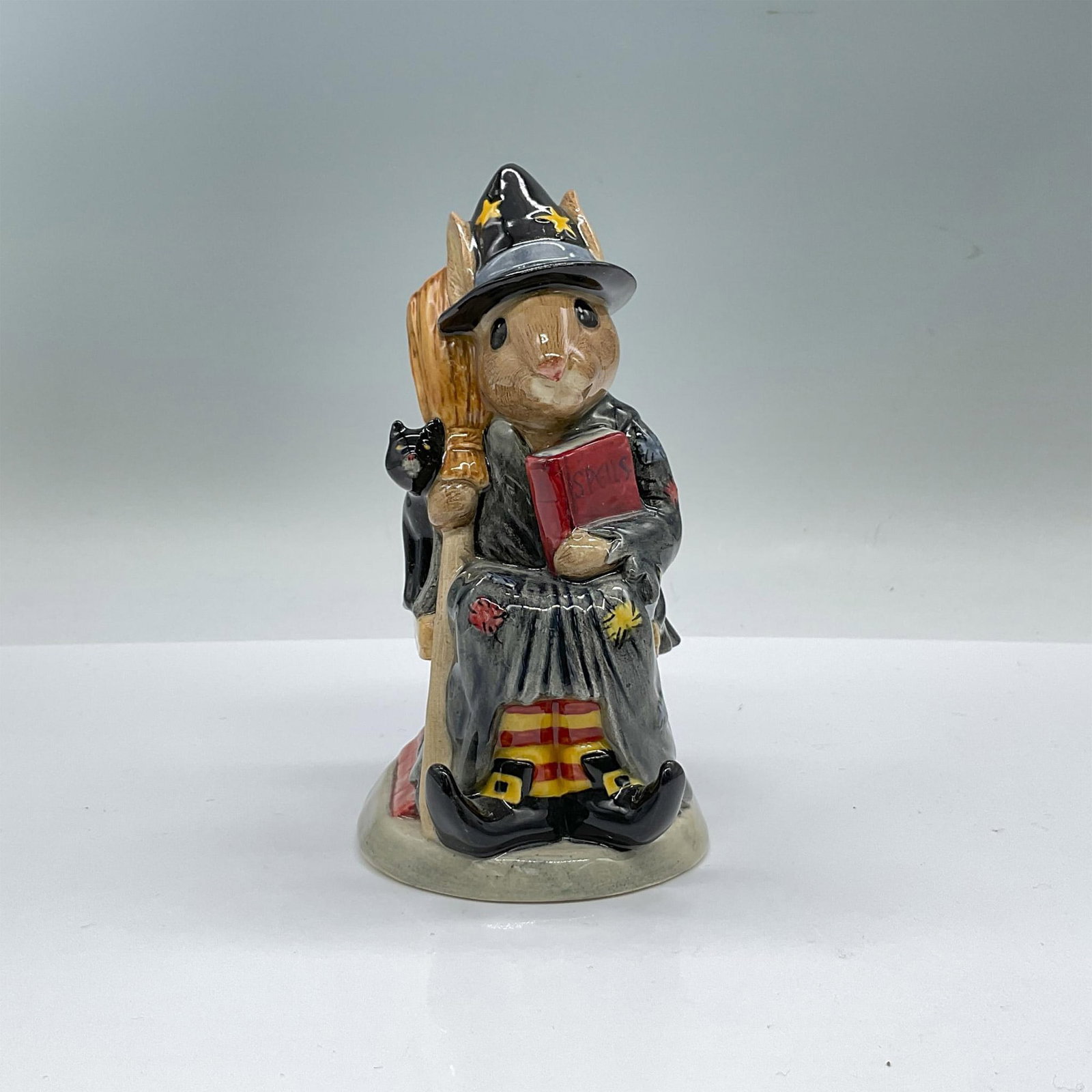 Royal Doulton Bunnykins Toby Jug, Witching Time D7166: Limited edition, glossy porcelain, features a witch bunny design accompanied by a black cat and set against a backdrop of a moon. Third in the Series of Bunnykins Toby Jugs Classic. Produced exclusive