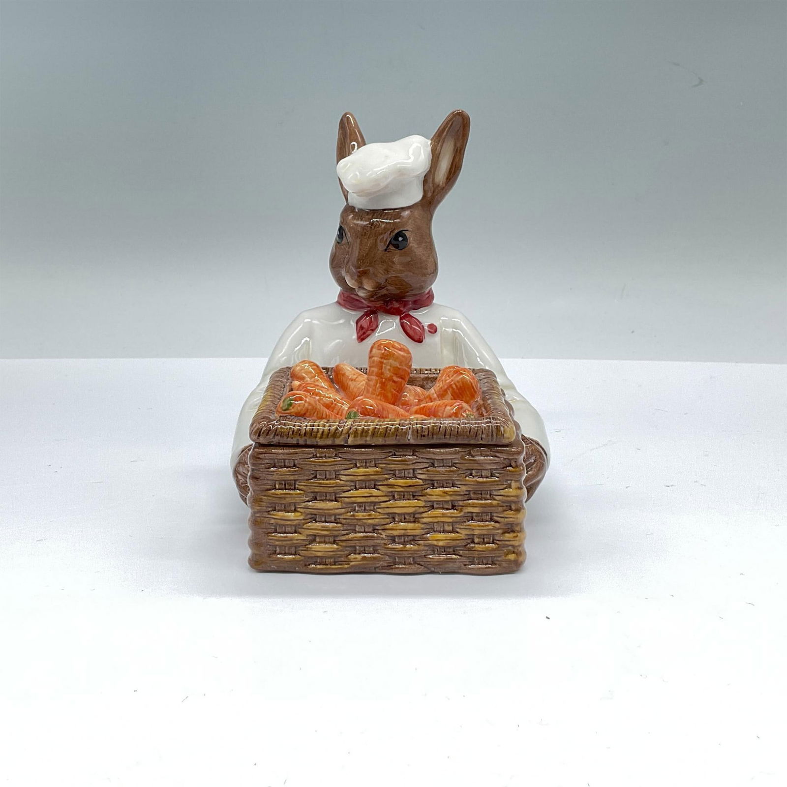 Royal Doulton Bunnykins Candy Box, Country Manor Chef DBD7 (1 of 3)