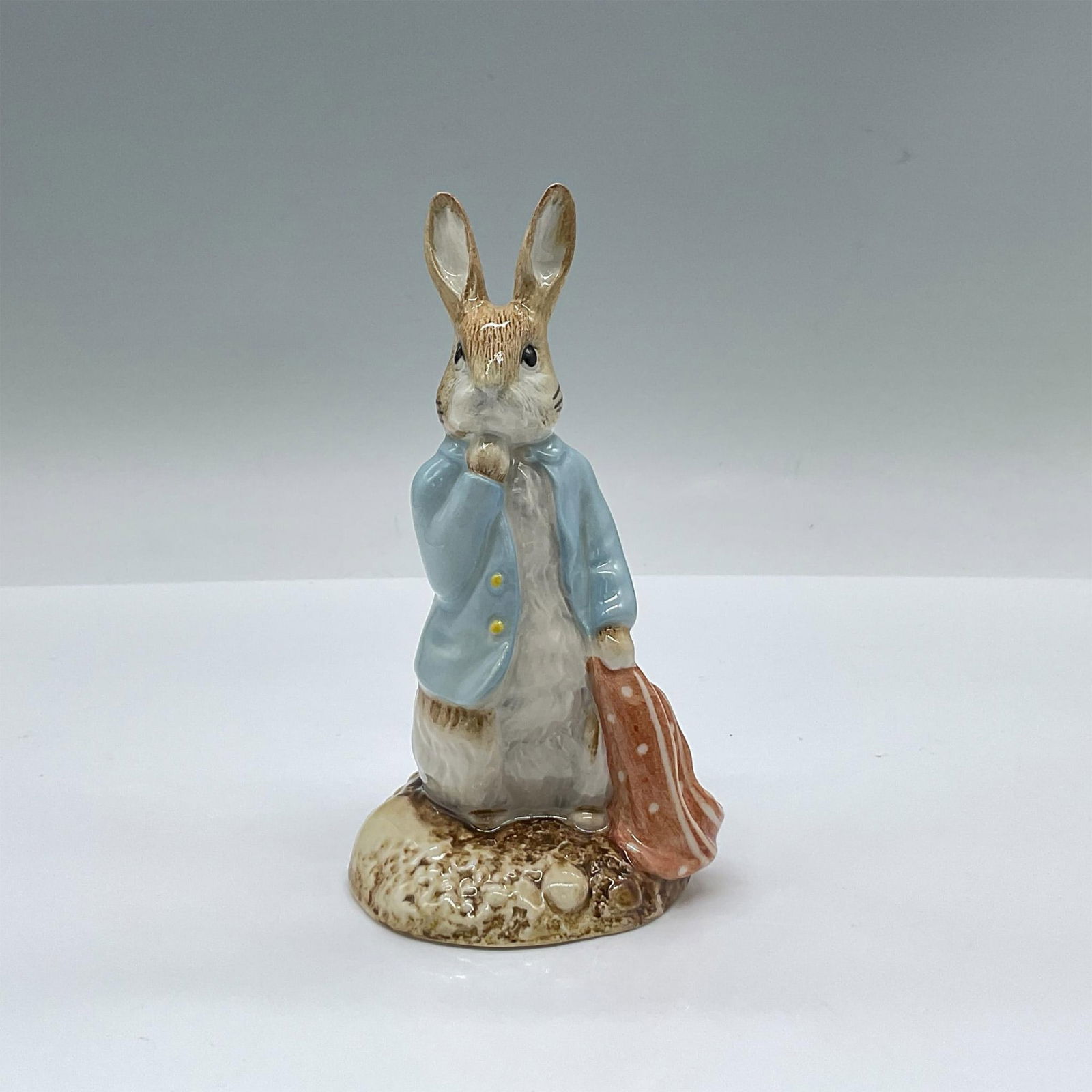 Royal Albert Beatrix Potter Figurine, Peter (1 of 3)