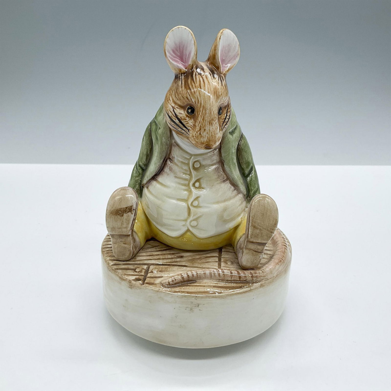 Schmid Beatrix Potter Music Box, Samuel Whiskers (1 of 4)