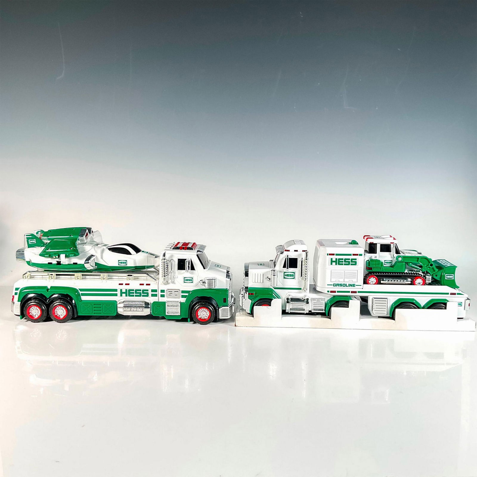 2pc Hess Toy Truck Collectible (1 of 4)