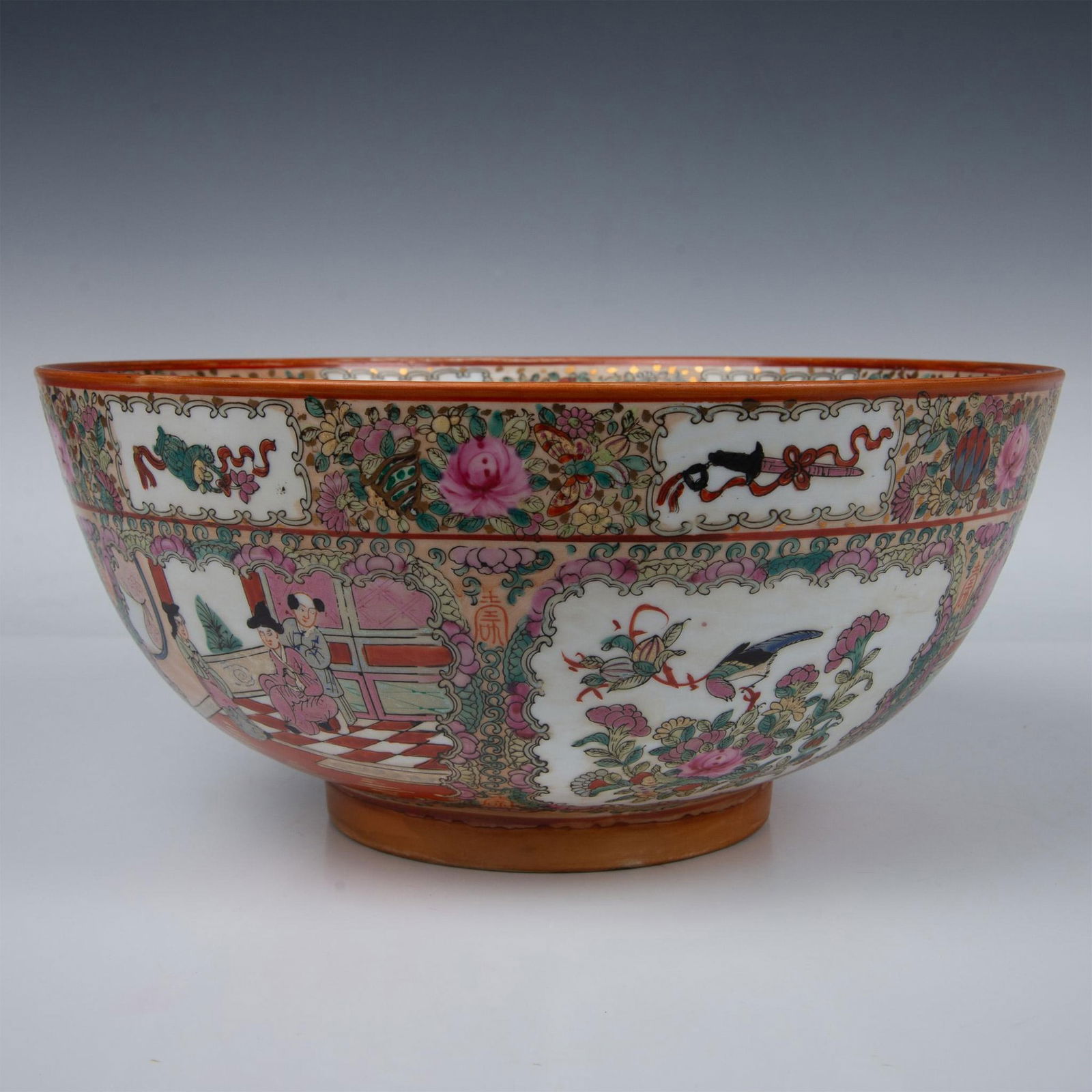 Early Republic Chinese Rose Medallion Porcelain Bowl (1 of 5)