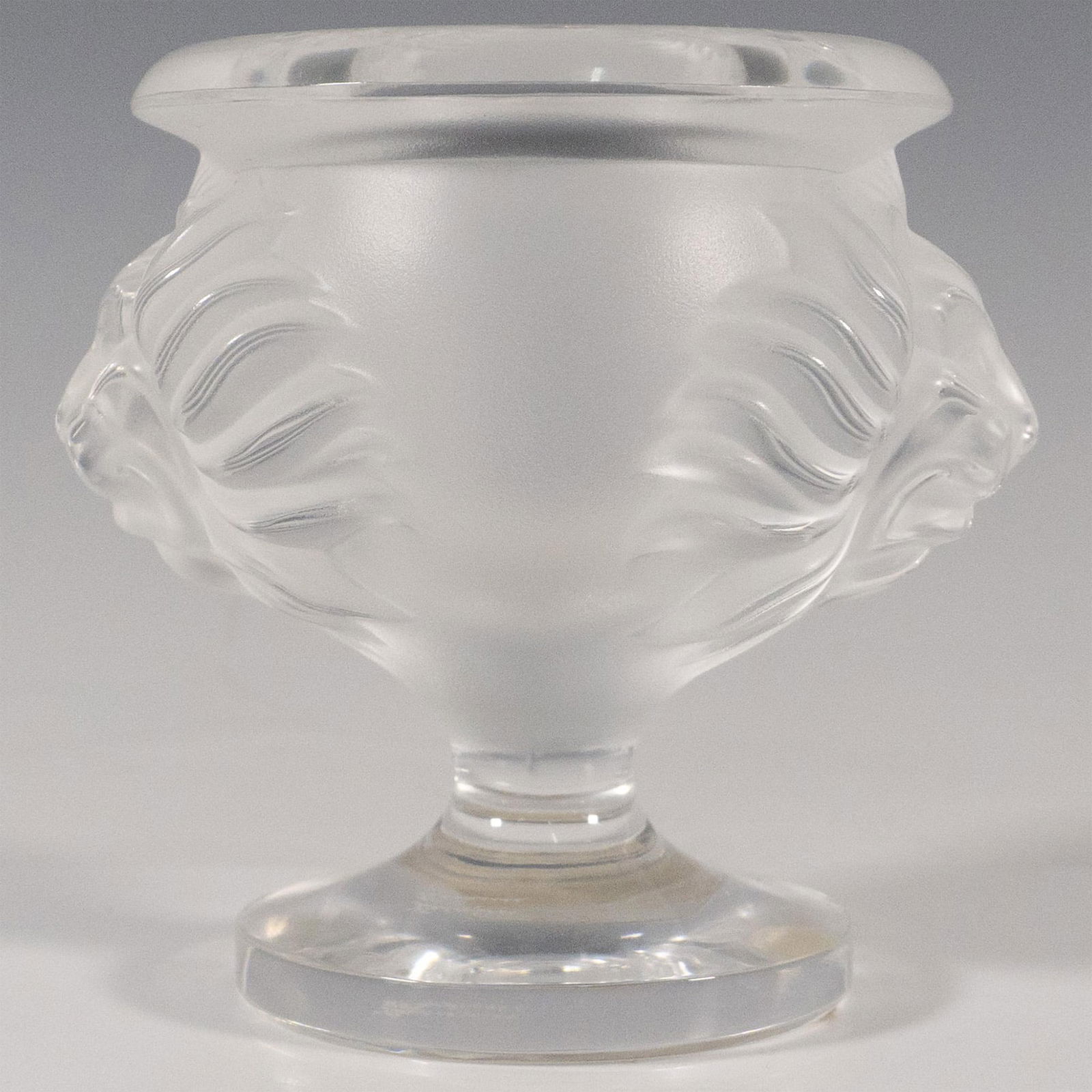 Lalique Crystal Art Deco Table Lighter Base, Tete De Lion (1 of 3)