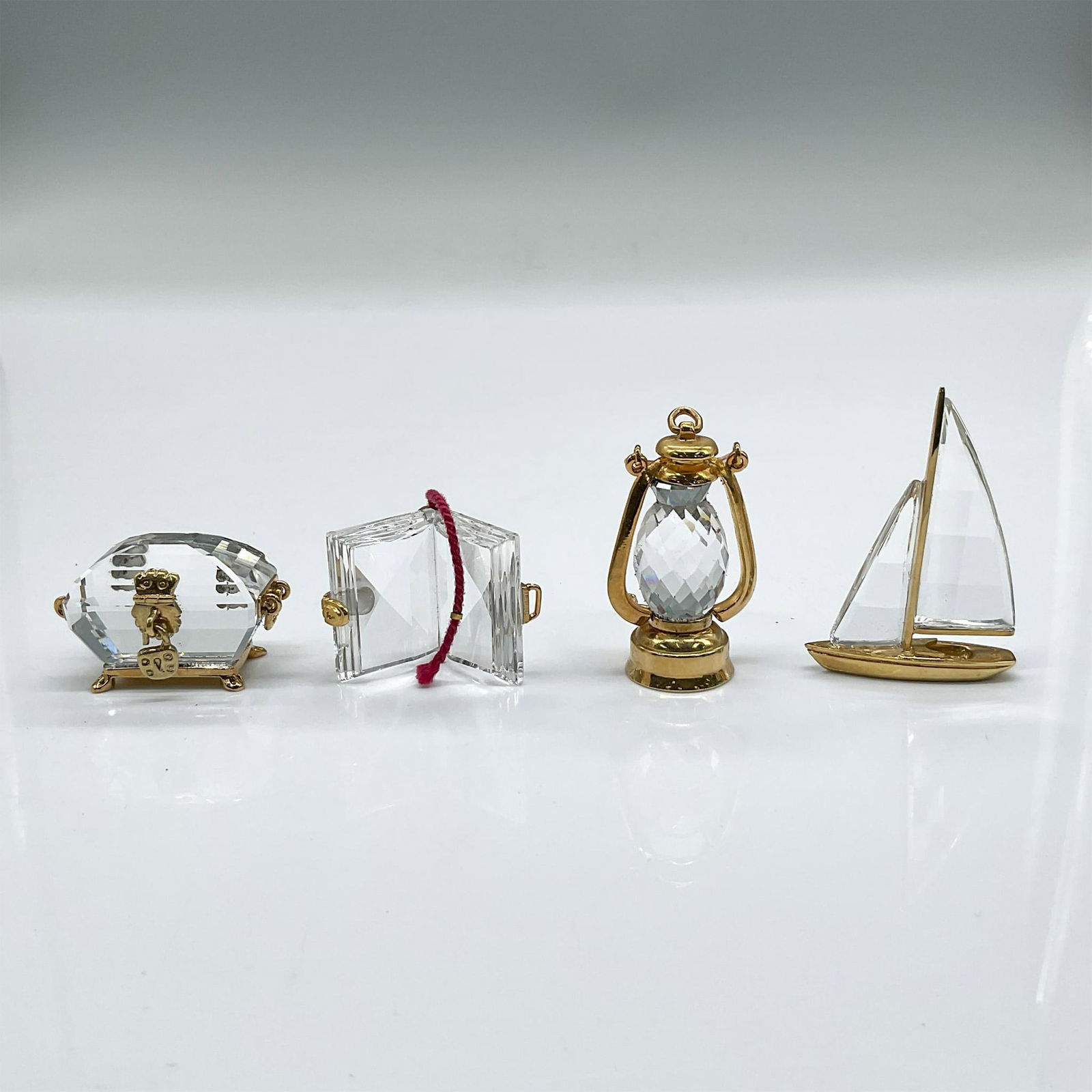 4pc D. Swarovski Crystal Memories Mini Figurines (1 of 4)