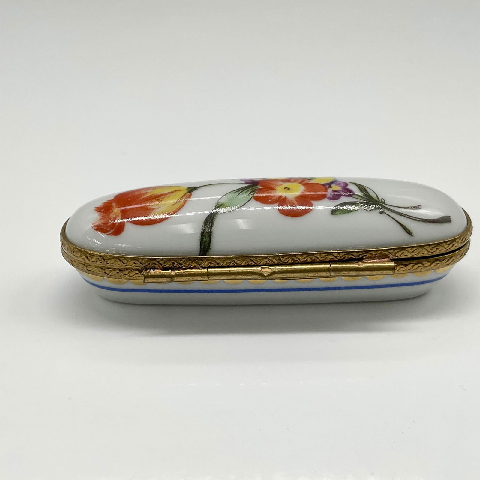 Limoges Peint Main Porcelain Sewing Kit Box (1 of 5)