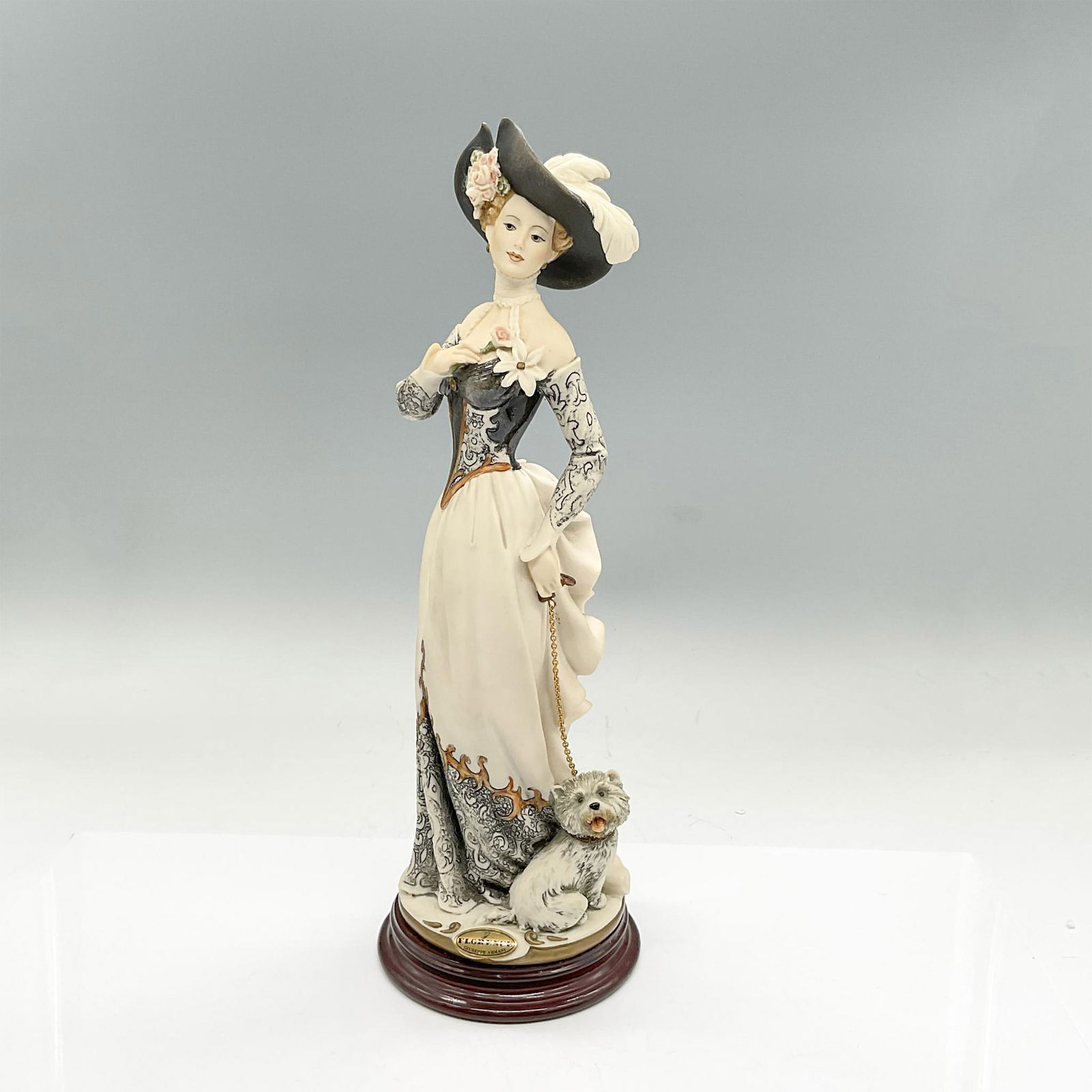 Florence Sculpture Giuseppe Armani Figurine, Christine (1 of 4)