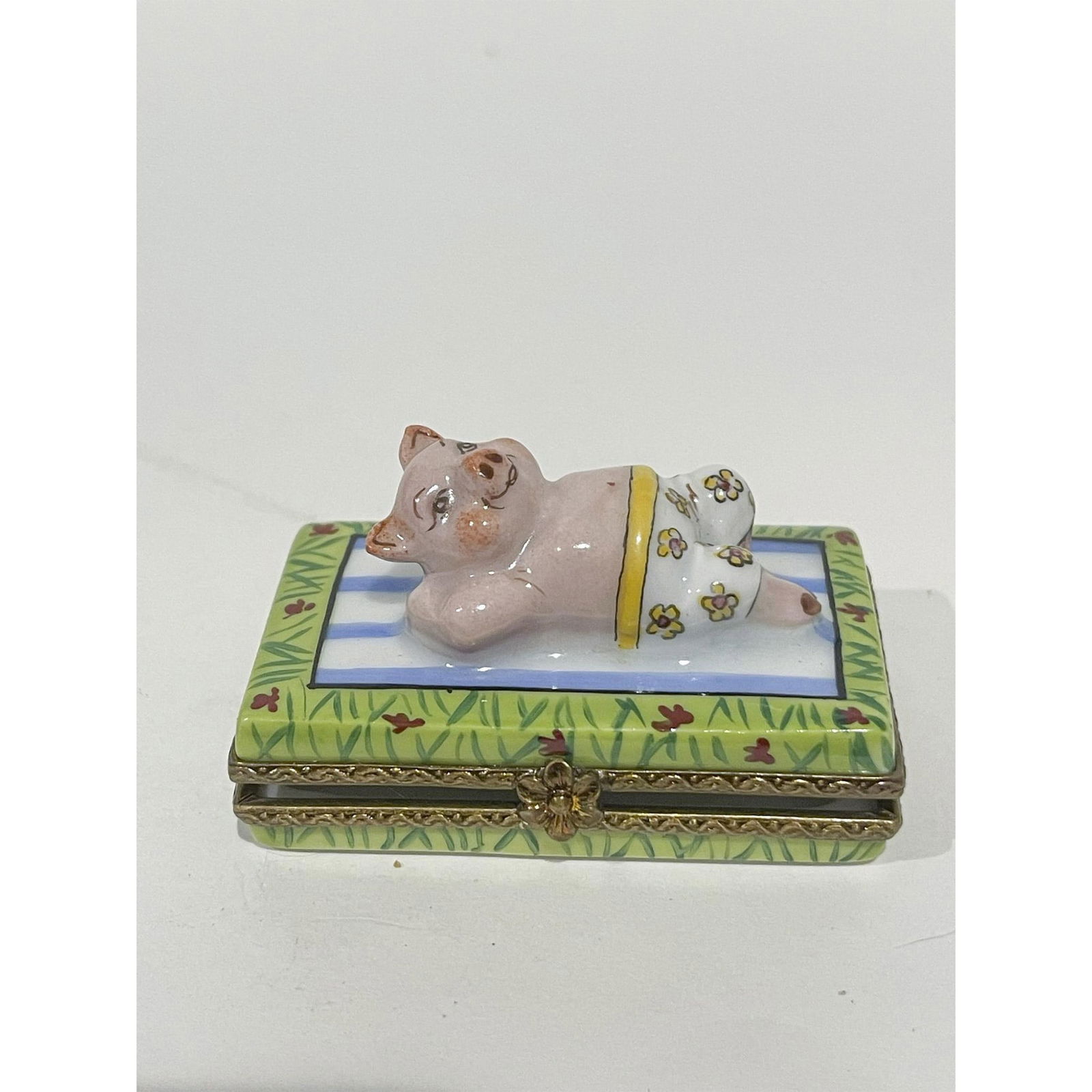 Limoges France Keepsake Box, Lounging Pig on Beach Towel (1 of 4)