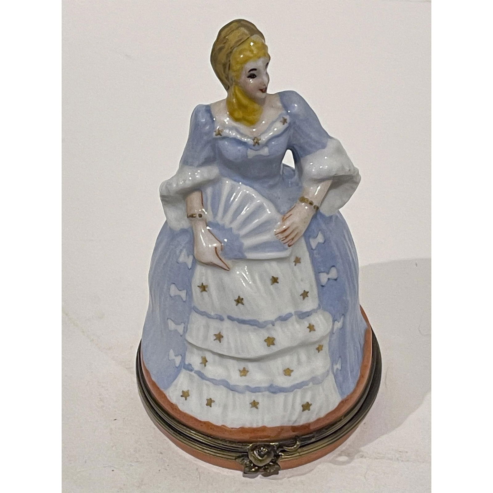 Limoges France Keepsake Box, Cinderella at the Ball (1 of 5)