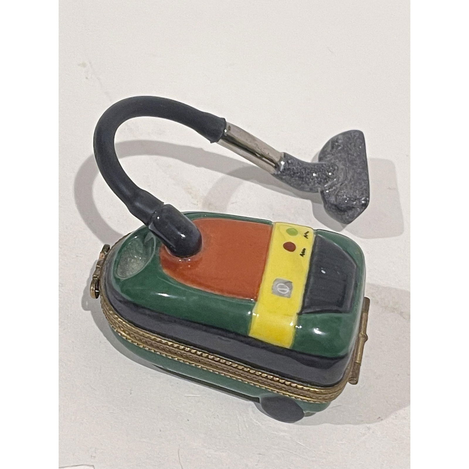 Elda Creation Limoges France Keepsake Box, Vacuum Cleaner (1 of 3)