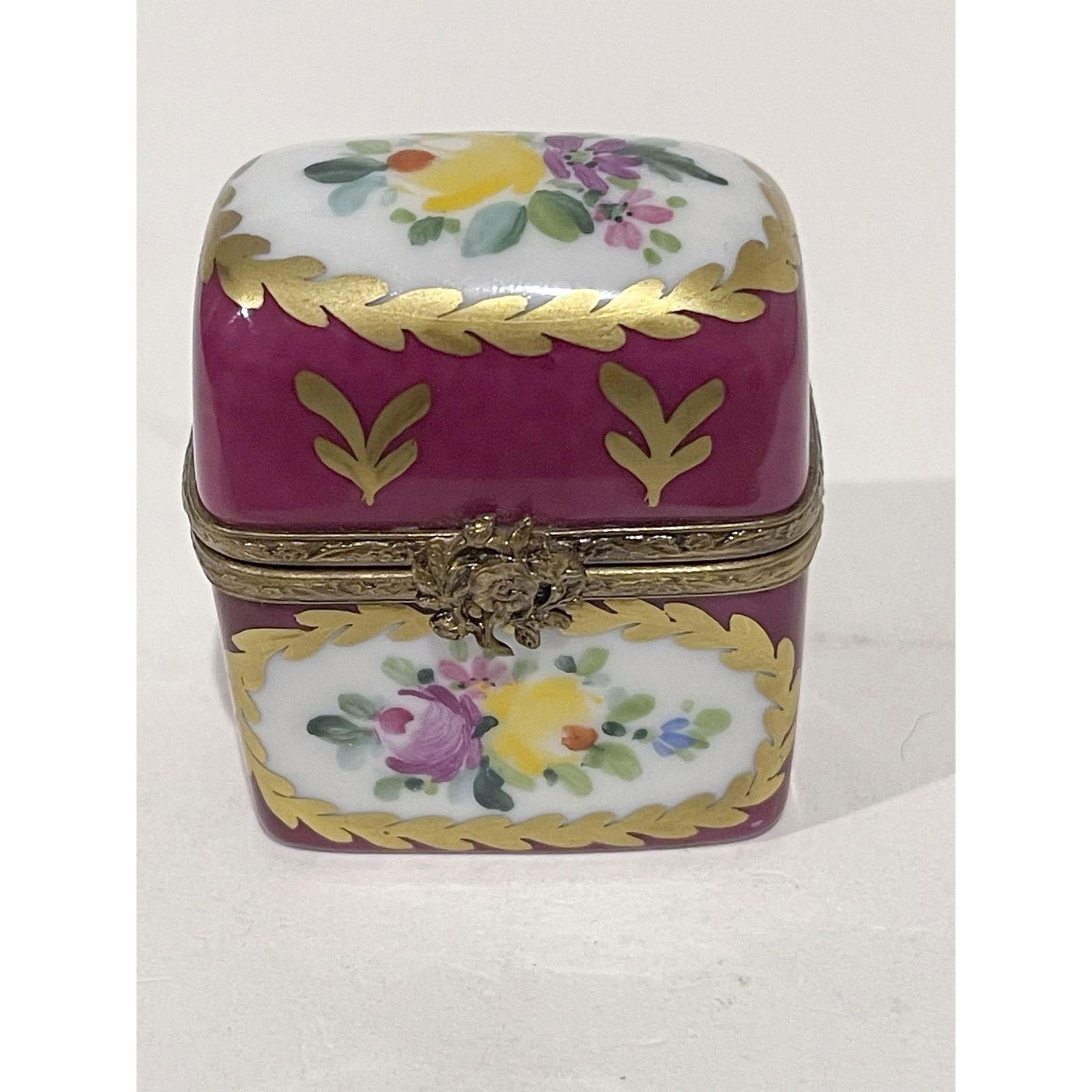 Limited Ed Limoges Keepsake with Perfume Bottles Numbered (1 of 7)