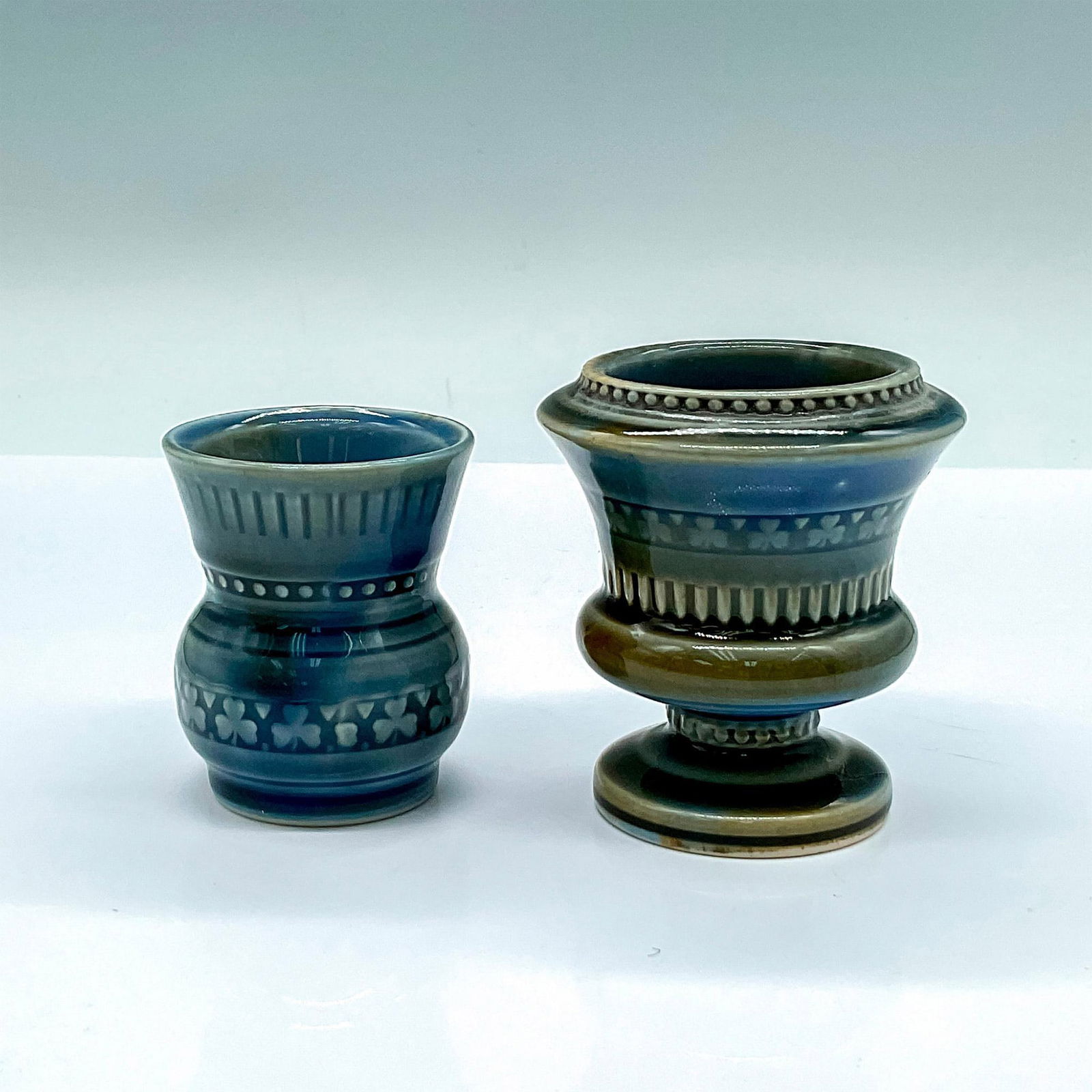 2pc Vintage Wade Irish Porcelain Vases (1 of 2)