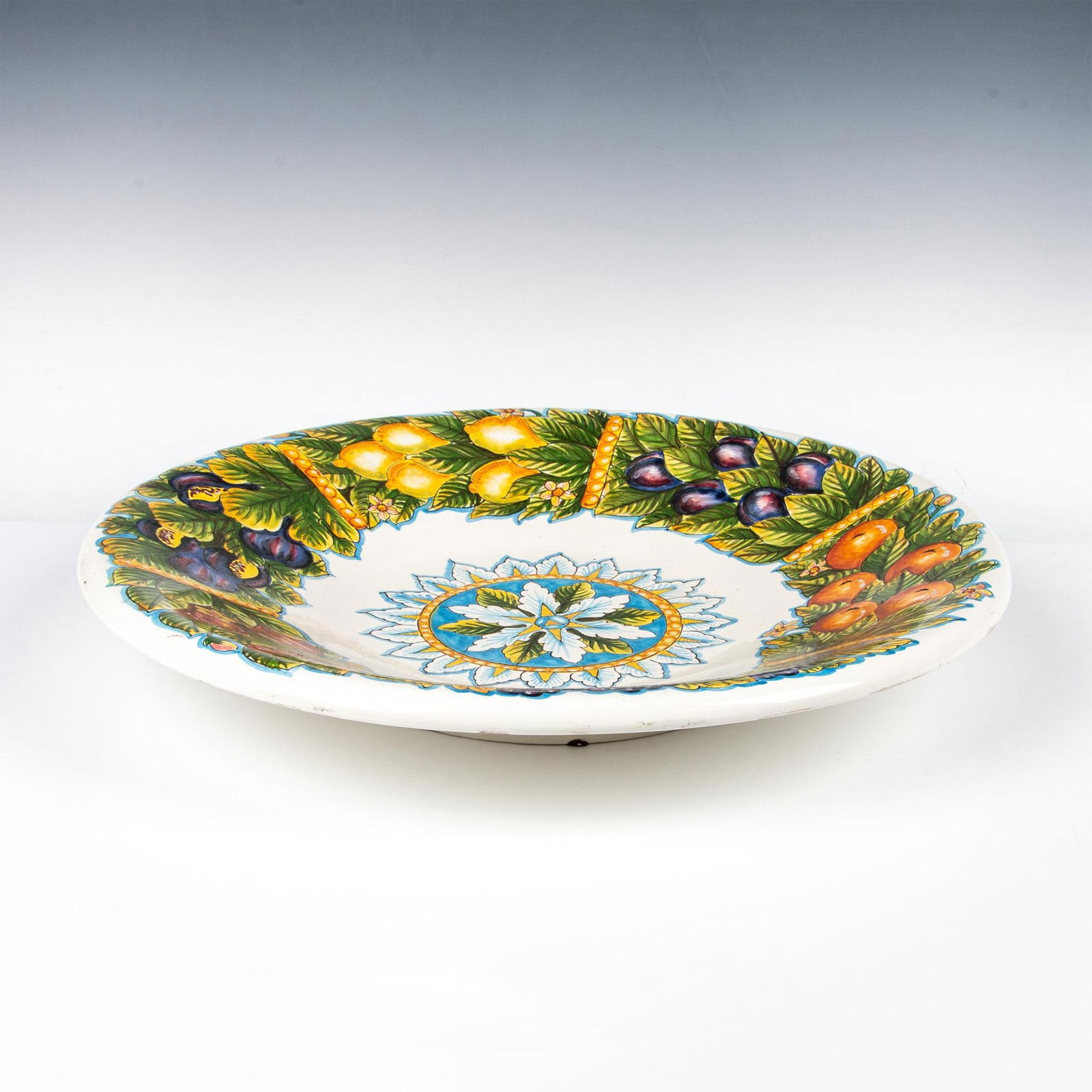 Vietri Italy Ceramic Charger with Fruit (1 of 4)