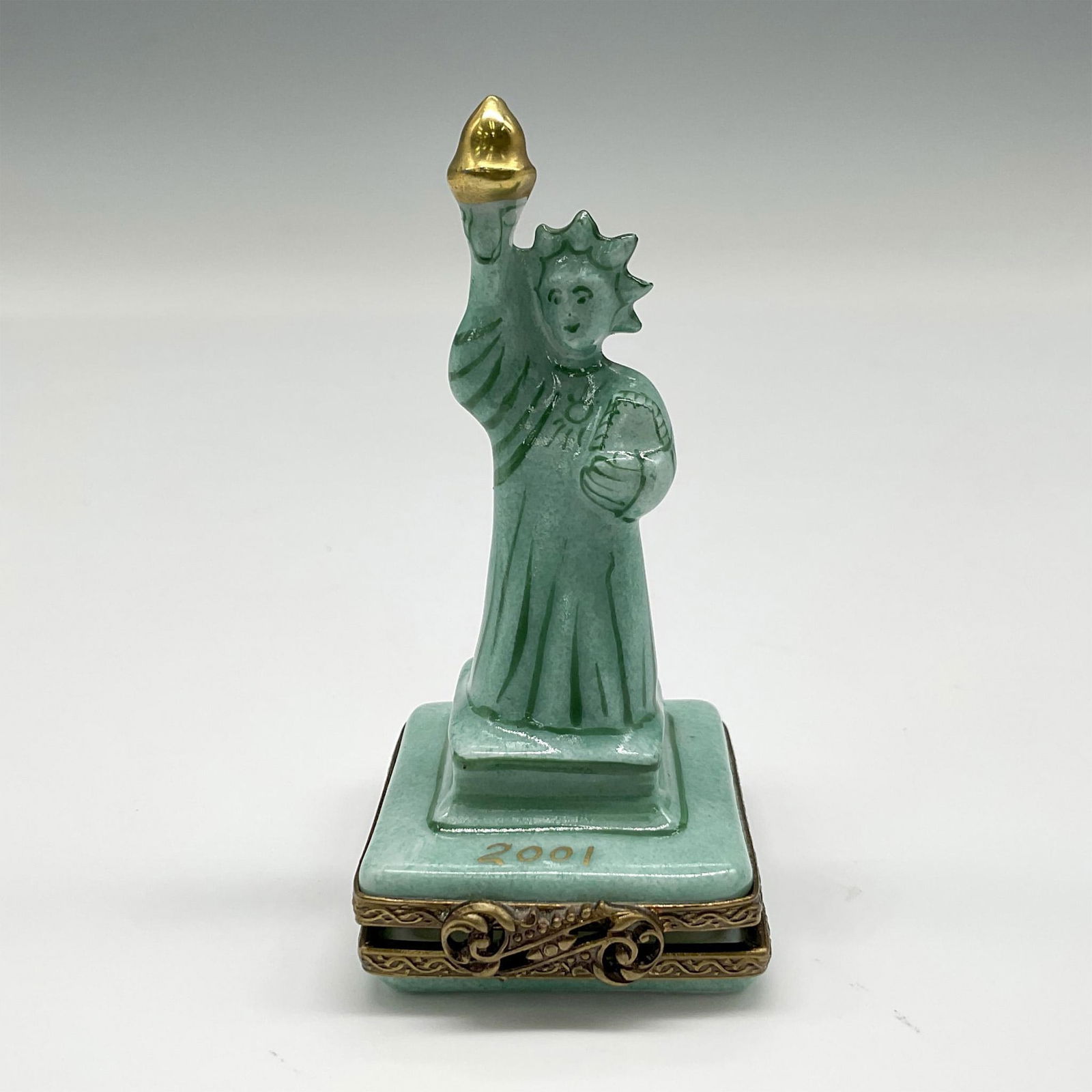 Limoges Peint Main Limited Edition Statue of Liberty Box (1 of 4)