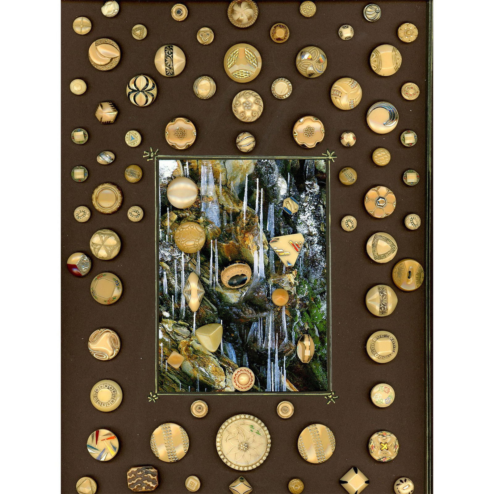 A card of glass buttons through the ages.: 77 S/M/L 19th/2oth C. glass buttons specialized to carmel color. Issued: DIVISION 1=PRE 1918 AND DIVISION 3 IS AFTER 1918 Dimensions: SM=Less than 3/4", Medium=3/4" to 1 1/4". Large=1 1/4" and above, 
