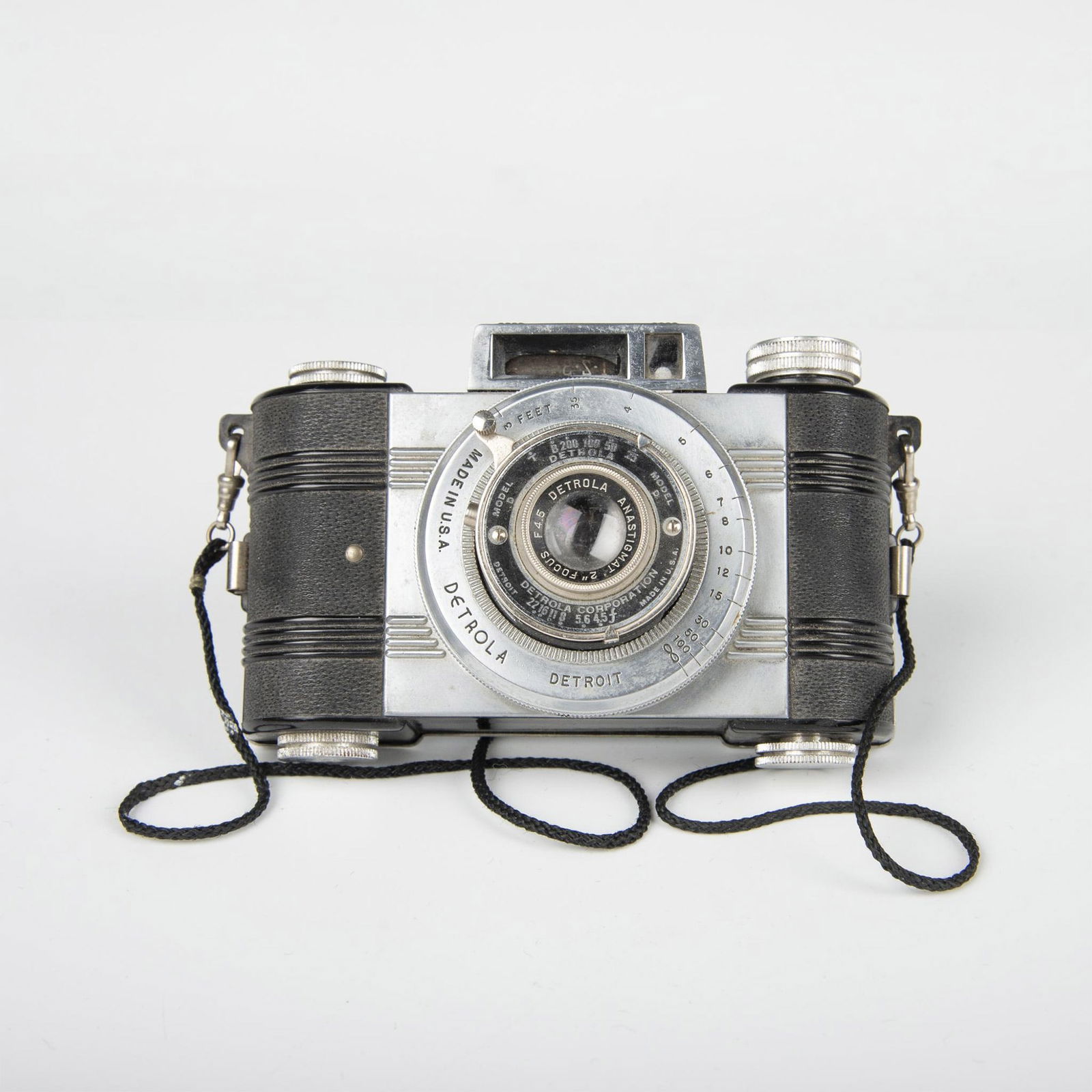 Detrola Model D Rangefinder Film Candid Camera (1 of 5)