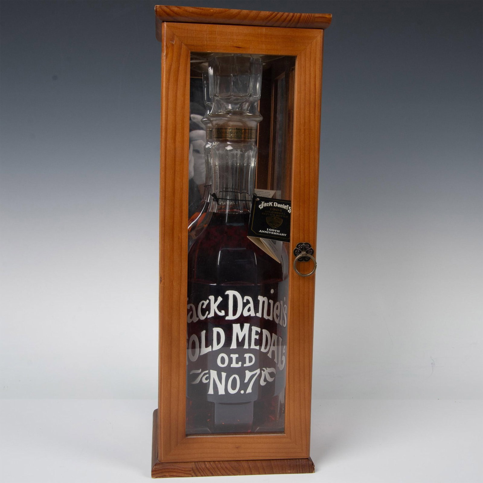 Jack Daniel's Old # 7 Whiskey 1904 Gold Medal Replica Bottle (1 of 12)