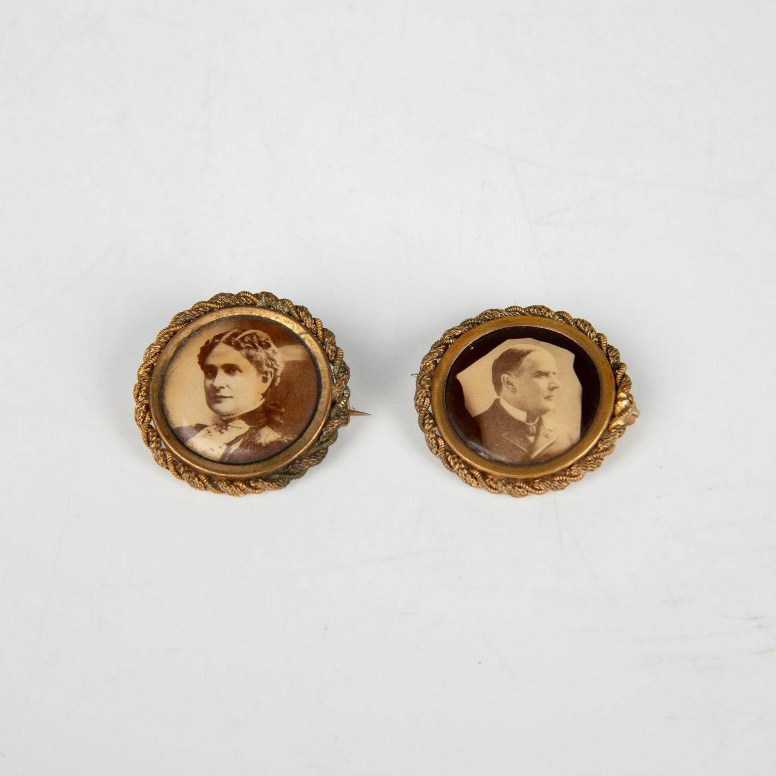 2 Gold Mourning Brooches President McKinley & First Lady (1 of 3)