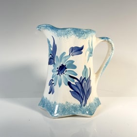 Clinchfield Art Pottery Creamer, Blue Daisies