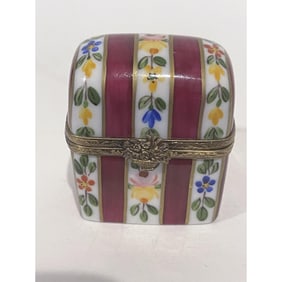 Limoges France Keepsake Box, Victorian Floral Style