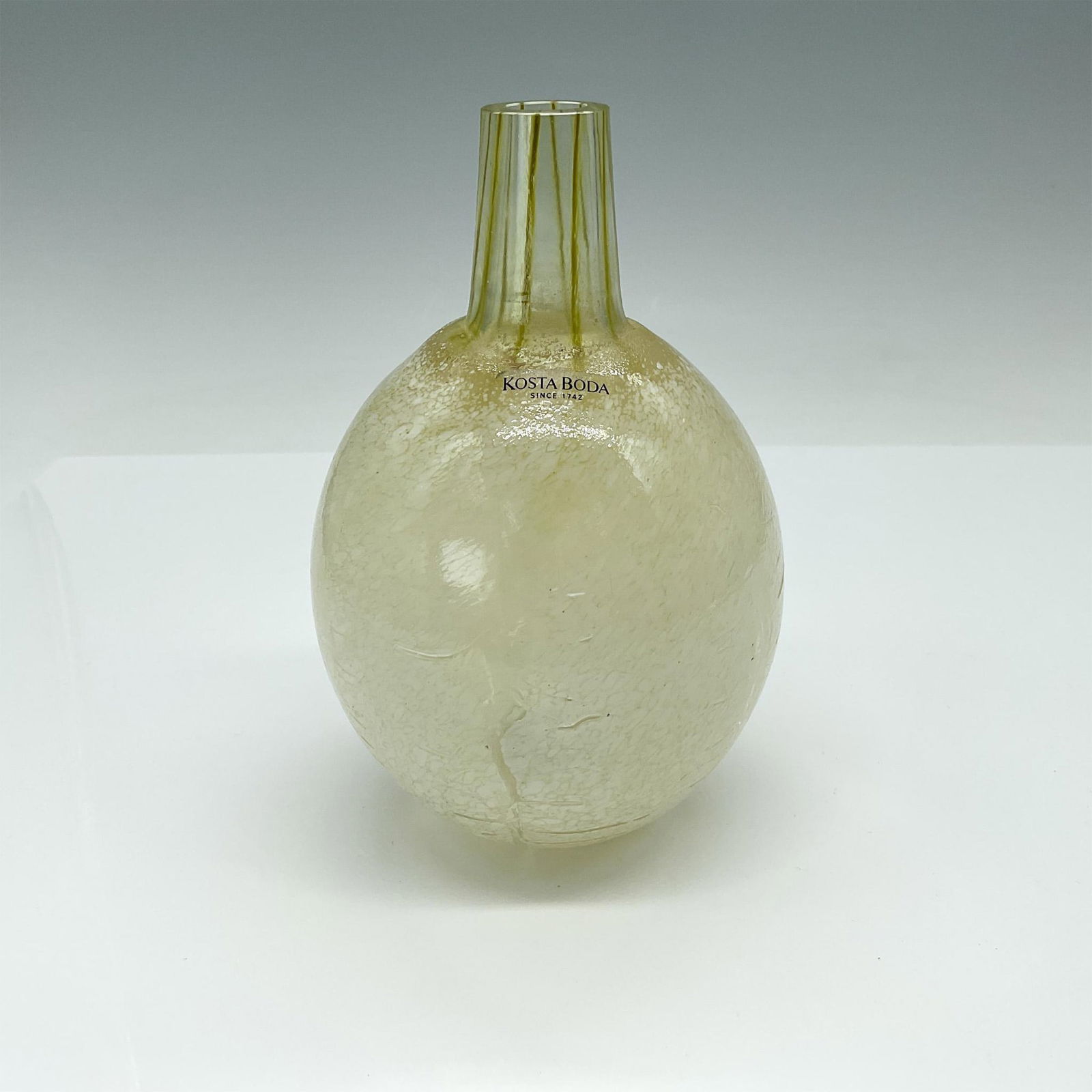 Kosta Boda Gunnel Sahlin Stagioni Glass Vase (1 of 3)