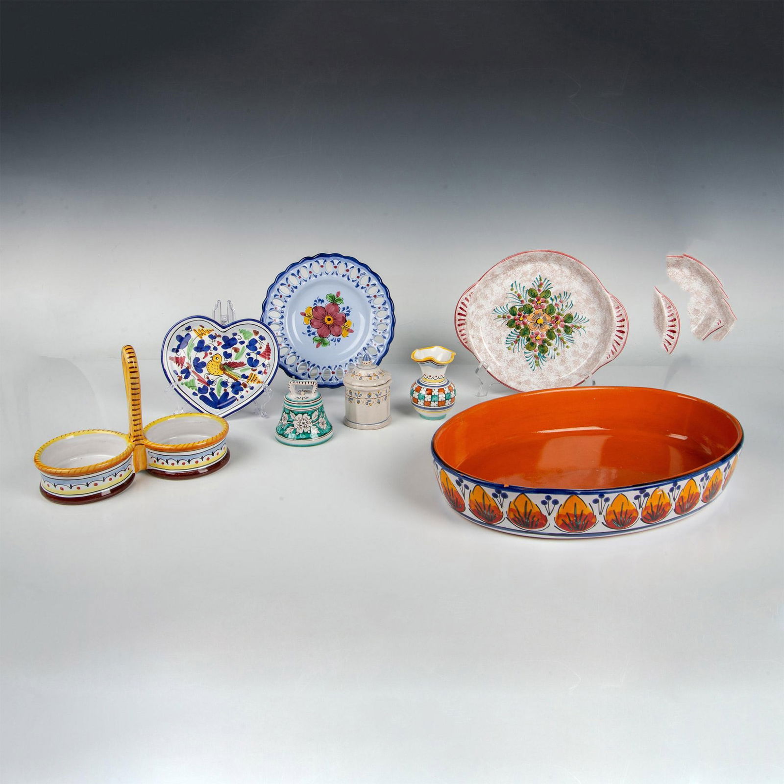 8pc Vintage Italian and Portuguese Pottery Tableware (1 of 10)