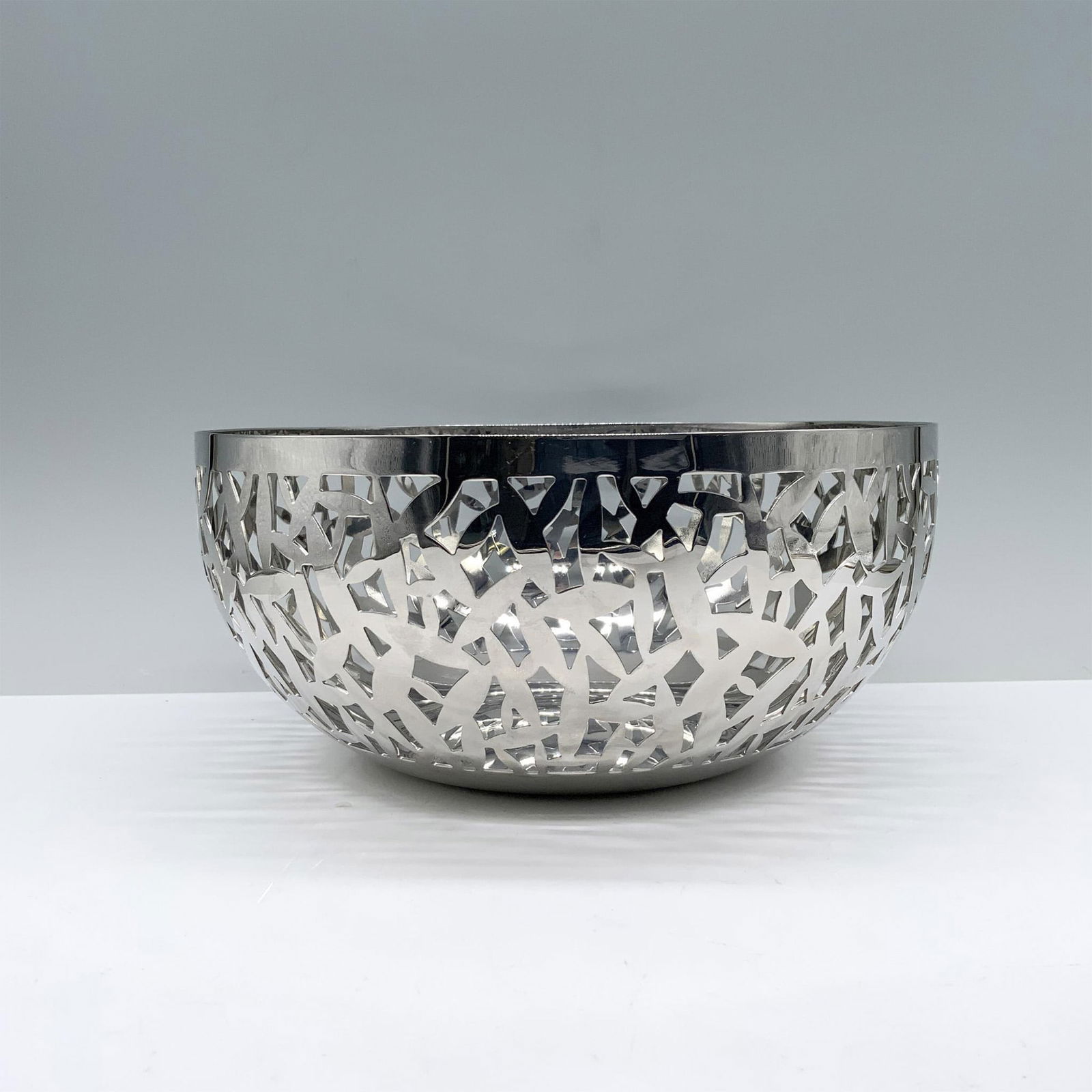 Alessi Stainless Steel Fruit Bowl, Cactus (1 of 3)