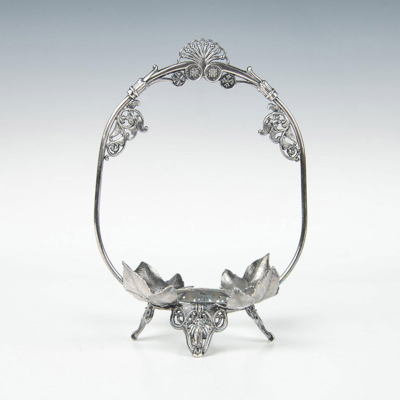 Victorian Brides' Basket Frame, B. Bros. Silverplate (1 of 6)