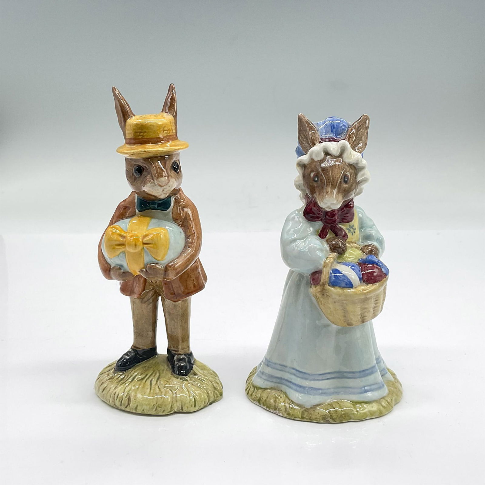 2pc Royal Doulton Mr + Mrs Bunnykins Figurines, Easter (1 of 3)