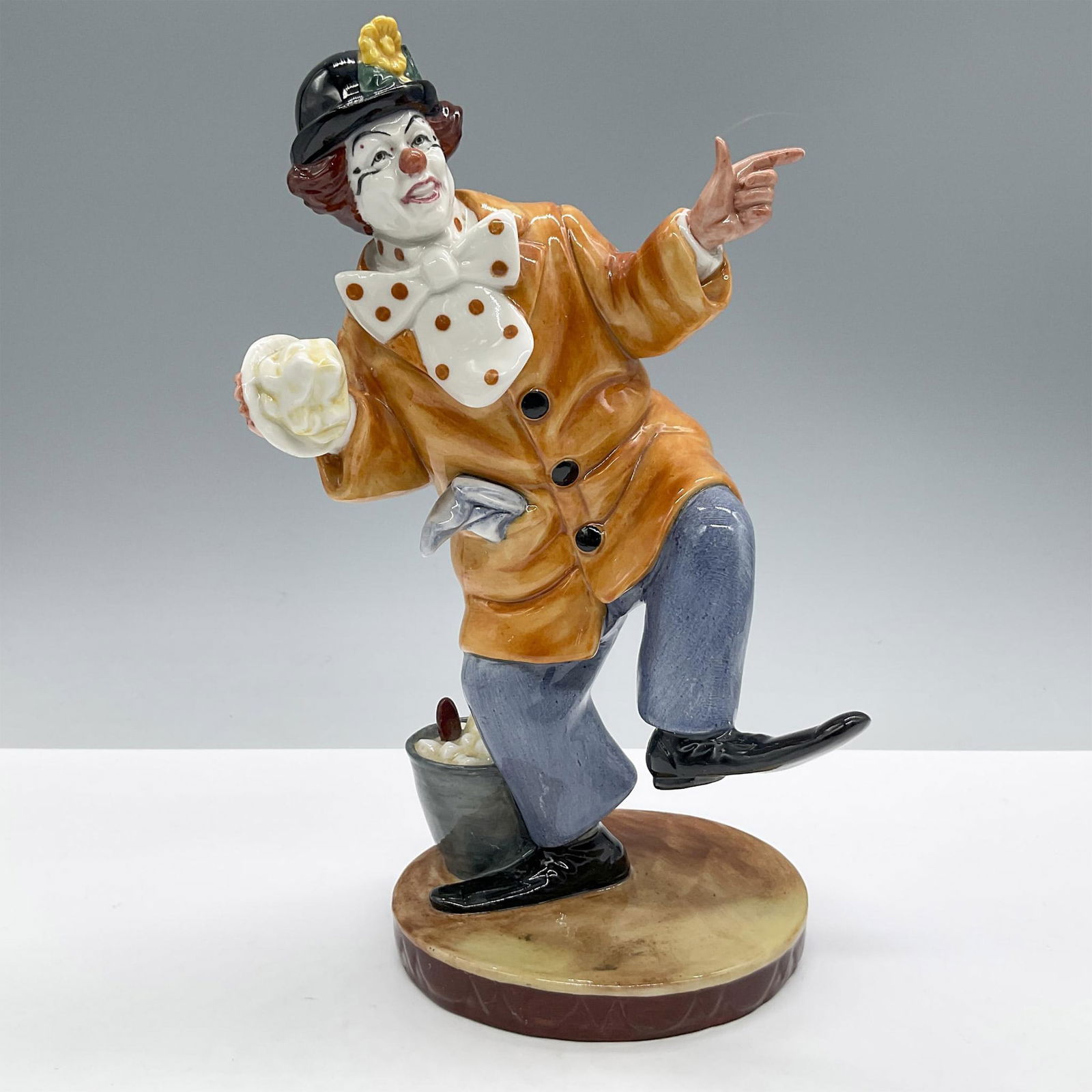 Clown - HN2890 - Royal Doulton Figurine: Artist: William K. Harper Issued: 1979 - 1988 Dimensions: 9"H Manufacturer: Royal Doulton Country of Origin: England