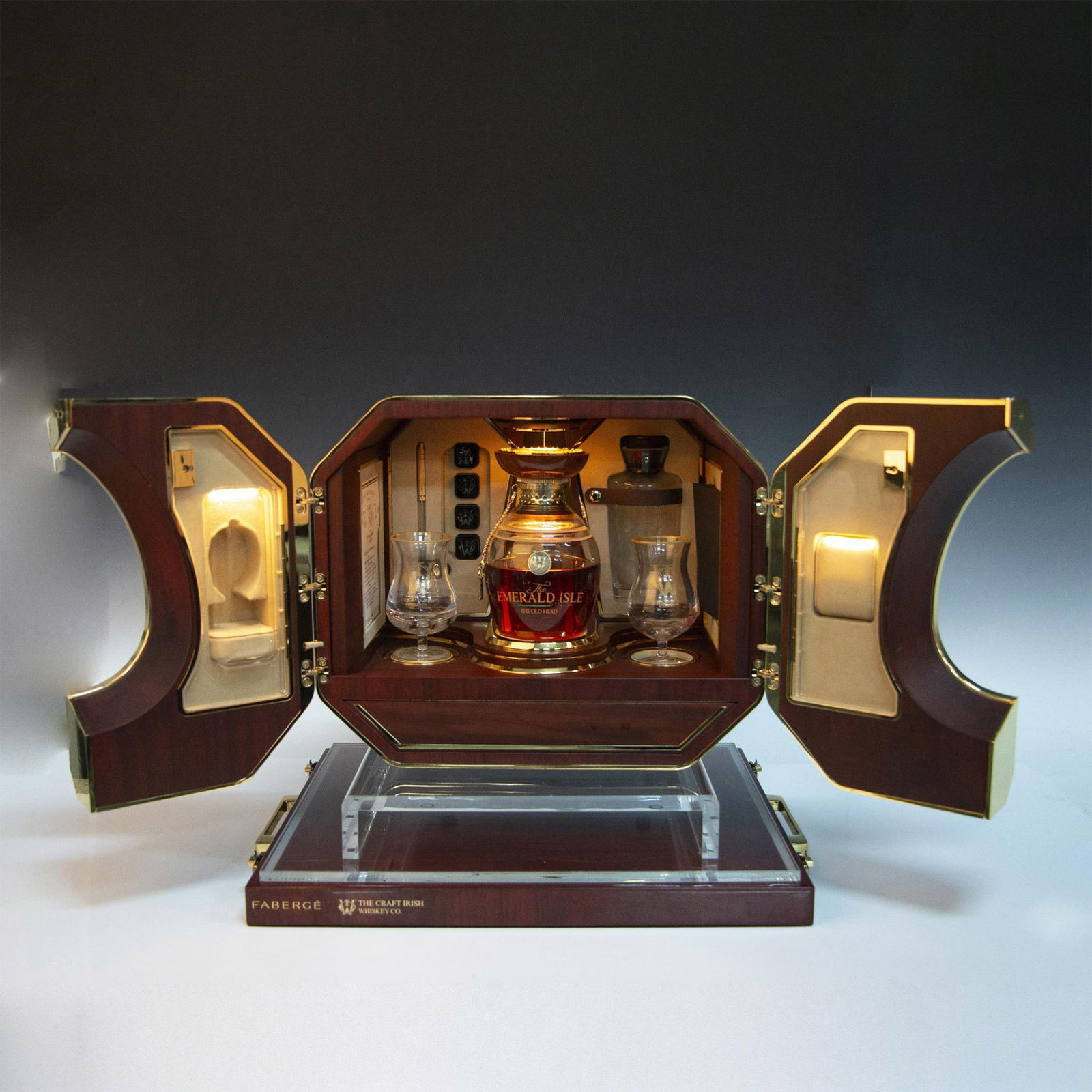 The Craft Irish Whiskey Co Emerald Isle Bottle w/Case (1 of 17)