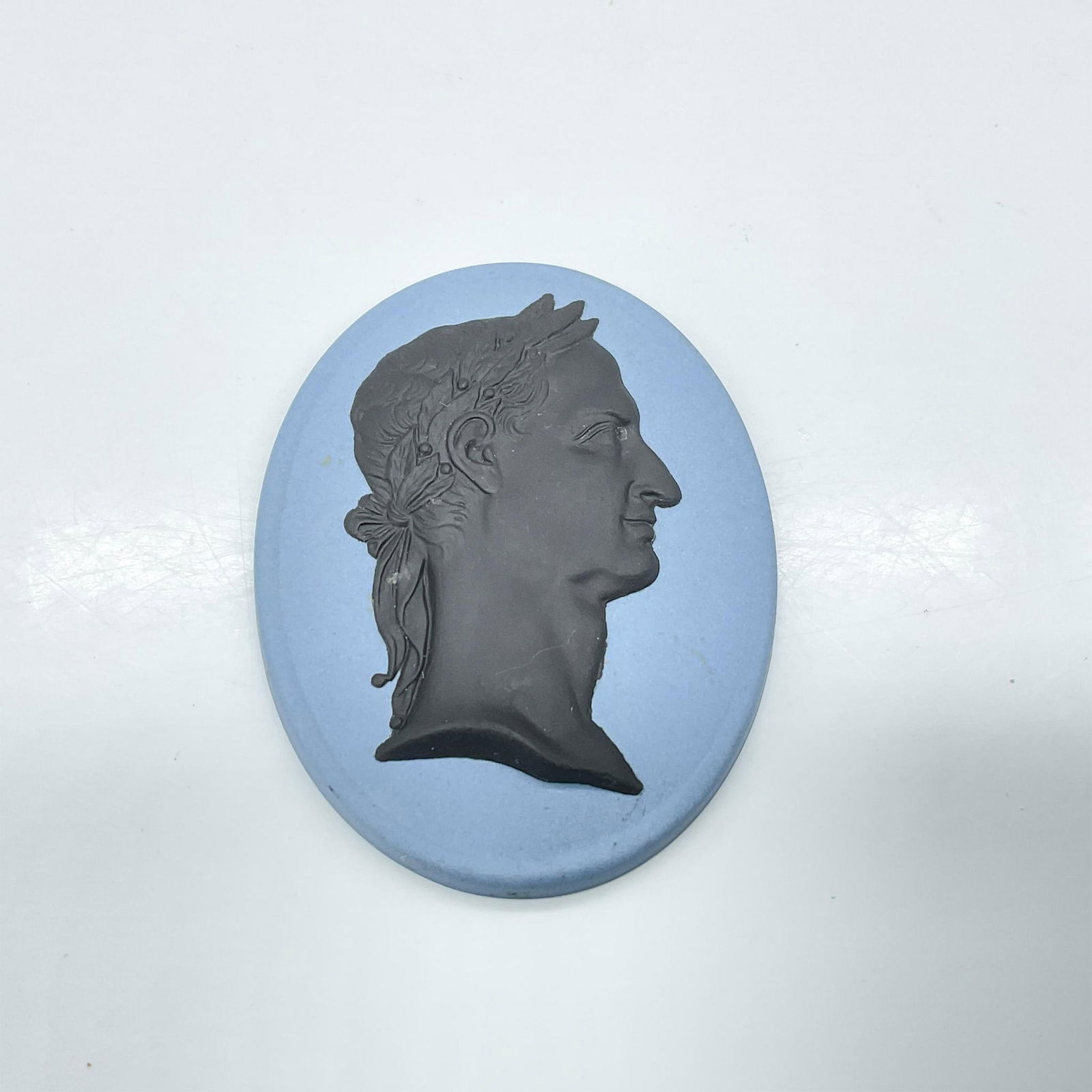 Wedgwood Porcelain Roman Leader Bust Medallion (1 of 3)