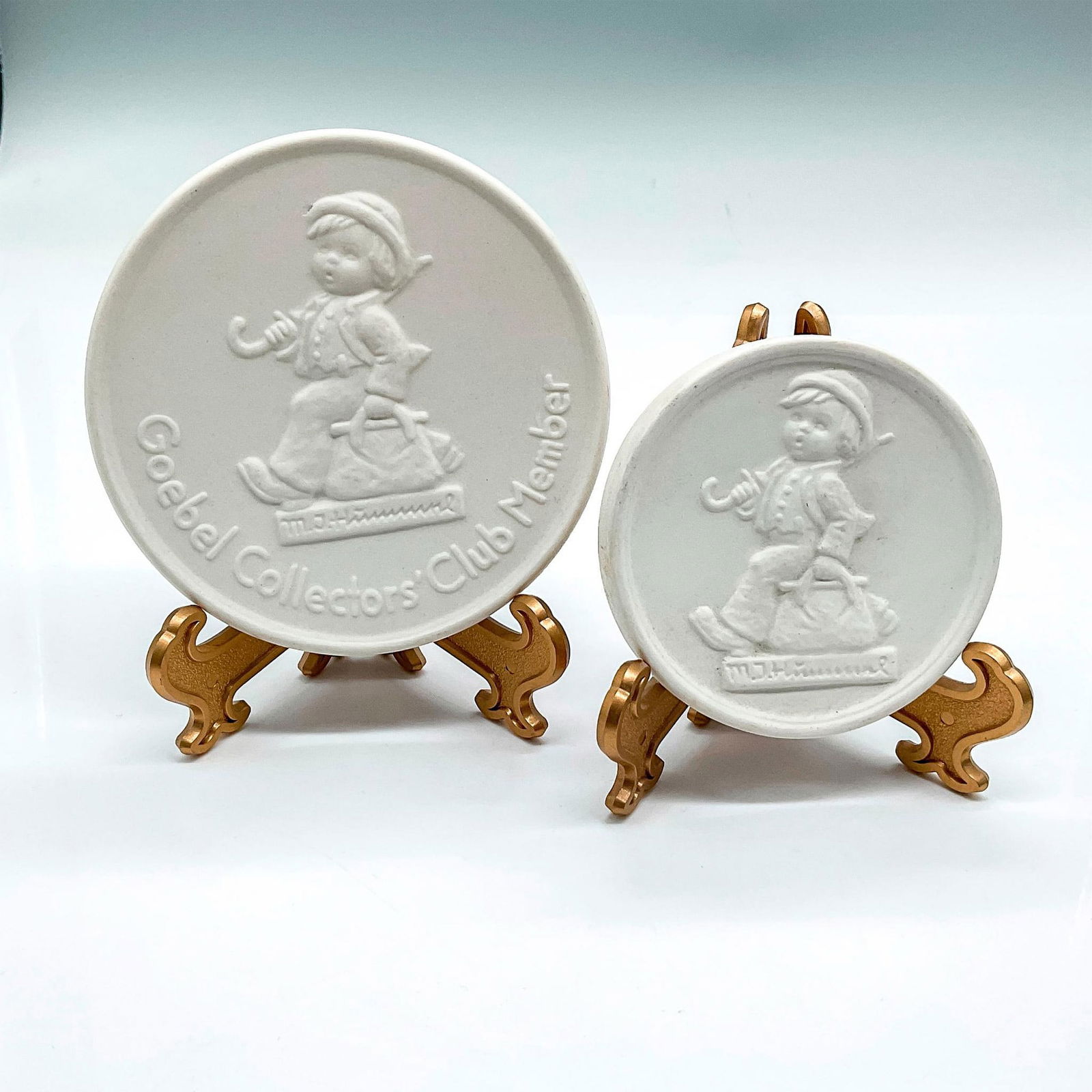 2pc Goebel Hummel Porcelain Plaques (1 of 2)