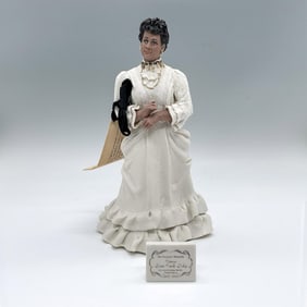 Julene Mechler Hawaiian Figurine + Plaque, Princess Bernice