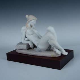 Resting Nude 1013025 Ltd. - Lladro Porcelain Figurine