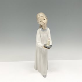 Girl with Candle 01004868 - Lladro Porcelain Figurine