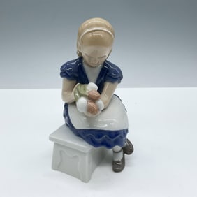 Bing and Grondahl Figurine, Idas Flowers 2298