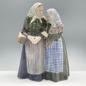 Royal Copenhagen Figurine, The Gossips 1319
