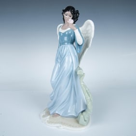 Angel Porcelain Figurine, Grandeur Noel