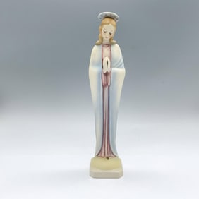 Goebel Hummel Figurine, Madonna With Halo - HUM 45