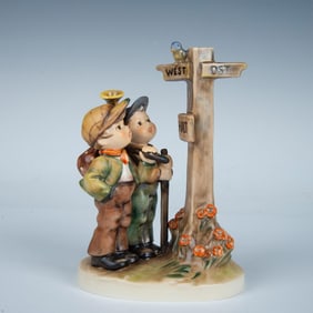 Goebel Hummel Figurine, Crossroads 331 with Base