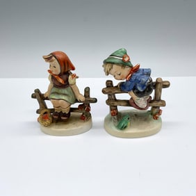 2pc Goebel Figurines, Just Resting and Retreat to Safety