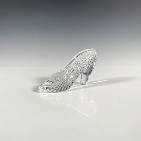 Waterford Crystal Disney Figurine, Cinderella's Slipper