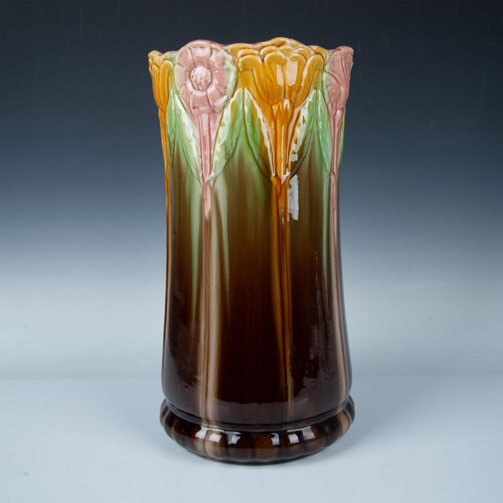 Weller Majolica Pottery Umbrella Stand, Flower (1 of 5)