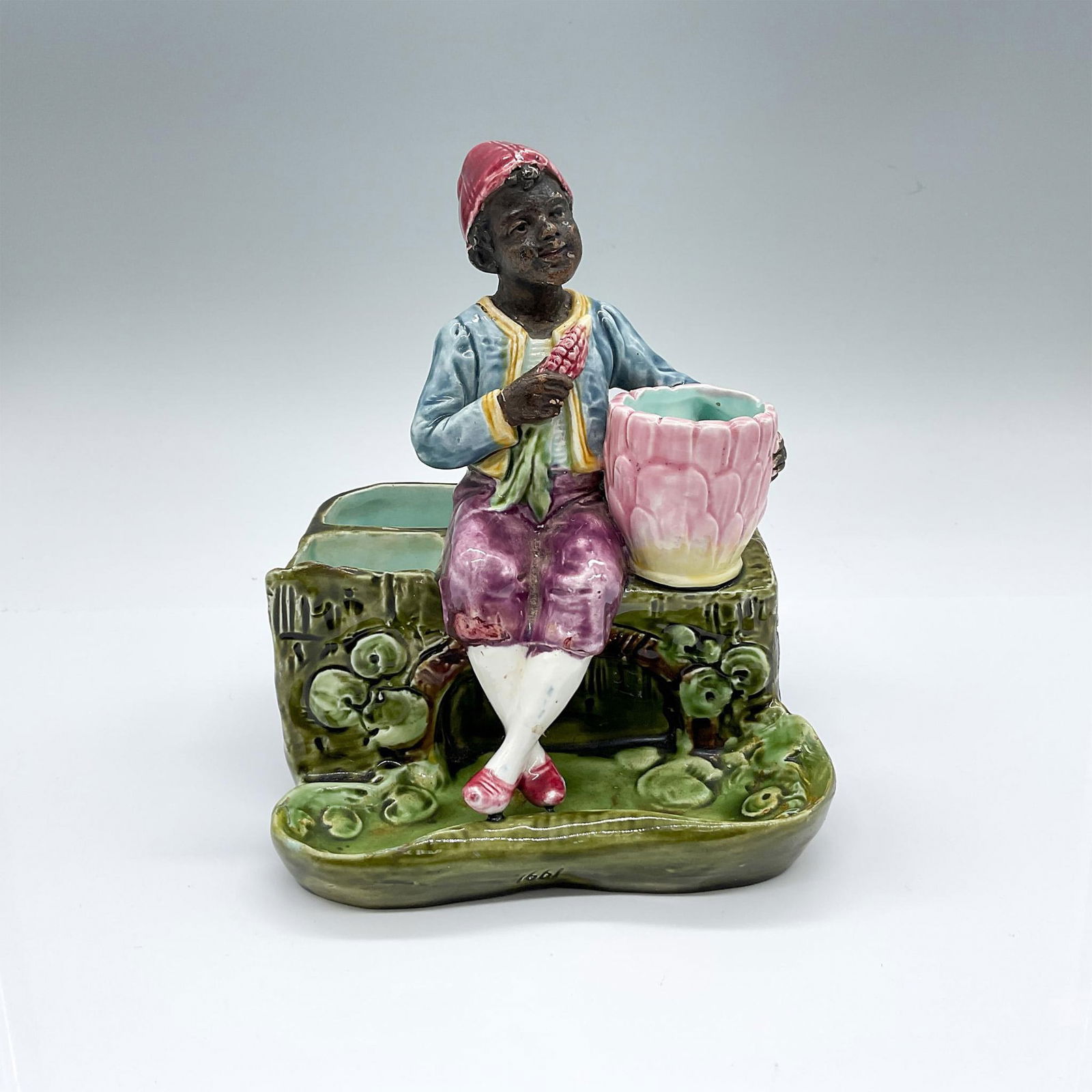 Majolica Pottery Cigarette Holder (1 of 4)