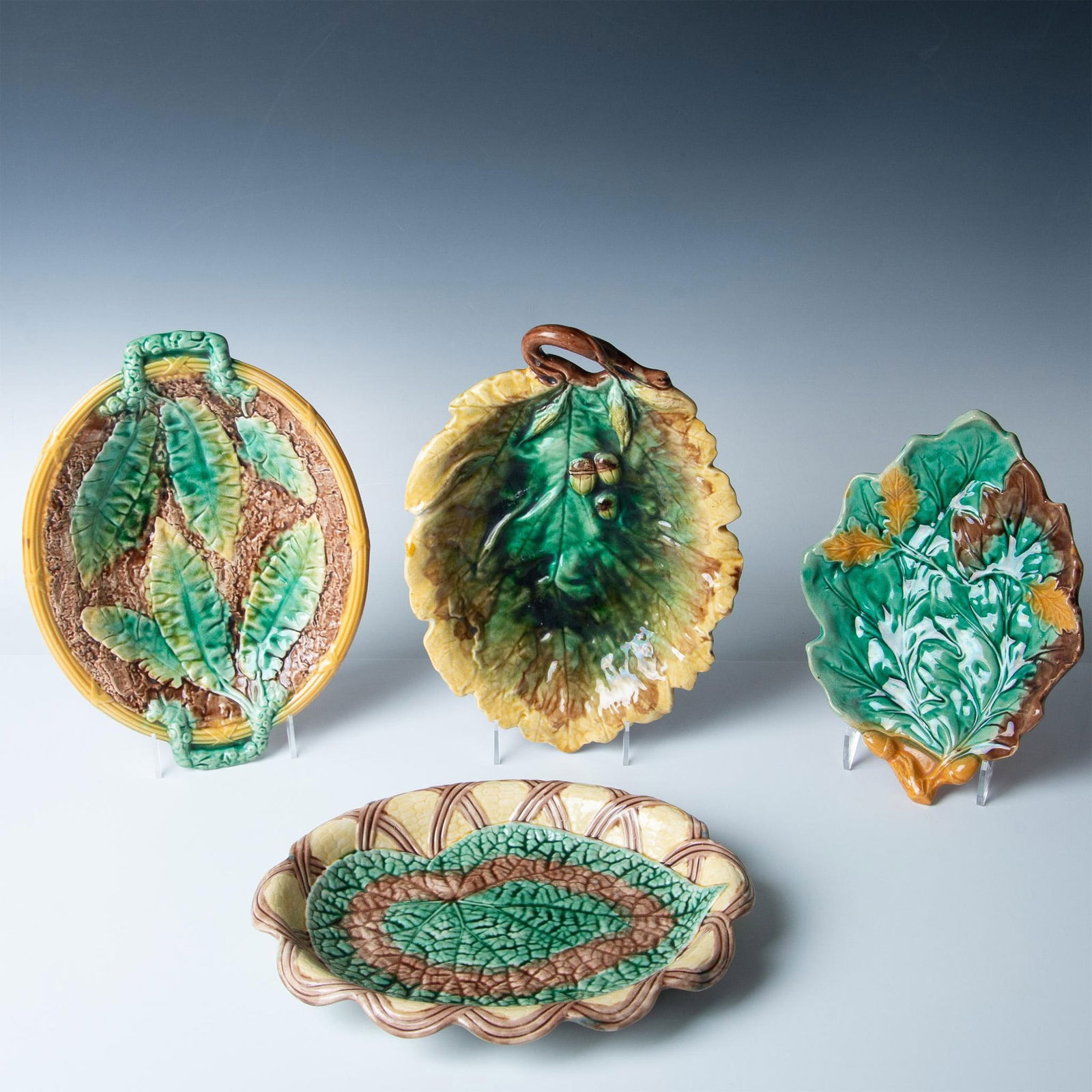 4pc Assorted Majolica Pottery Leaf Trays and Bowls (1 of 4)